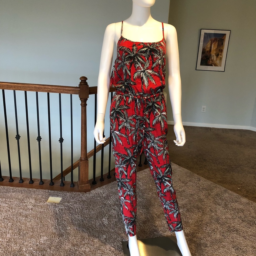 3/$10, 4/$12, 5/$14, 6/$16 MNG collection XXS pants romper red w/palms
